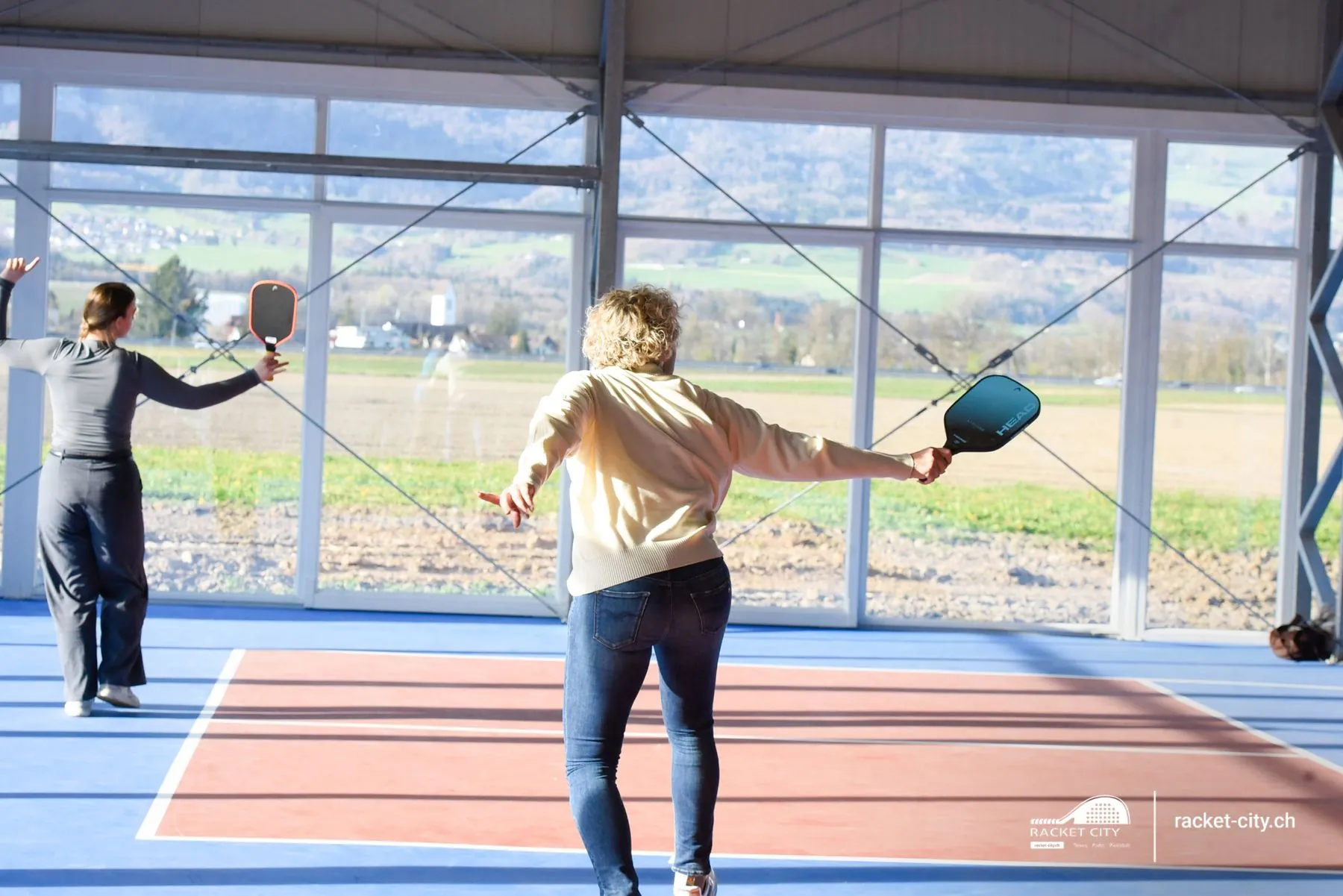 Pickleball spielen im Racket City